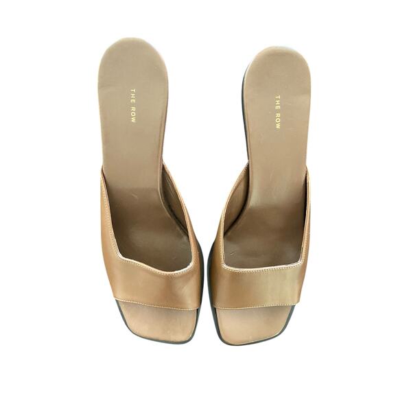 The Row Lauren Mule Sandals Leather Heeled Square Toe MISMATCHED Sizing 8 / 7.5 - Picture 3 of 11